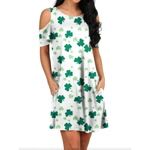 NEW Women's Shamrock St. Patrick's Day 4 Leaf Clover Dress With Pockets Size S - Picture 1 of 5